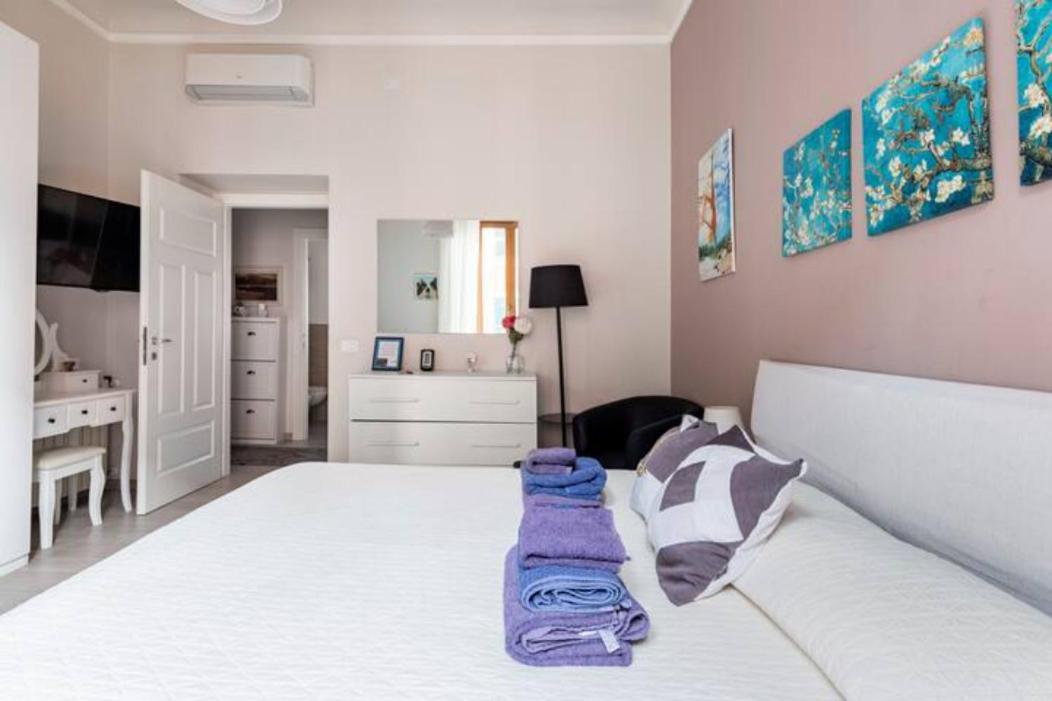 Big Central Room La Spezia Ngoại thất bức ảnh